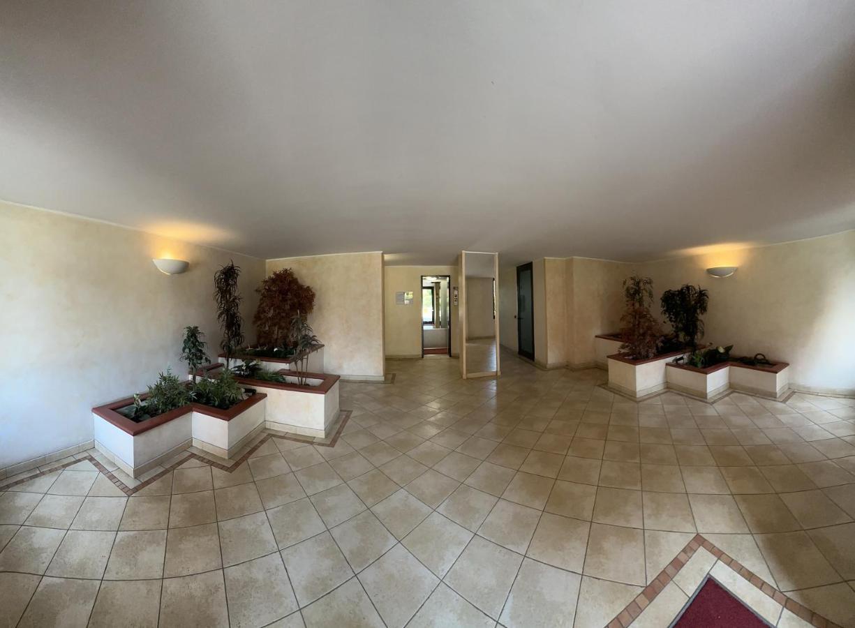 Tevere 20 House モンツァ エクステリア 写真