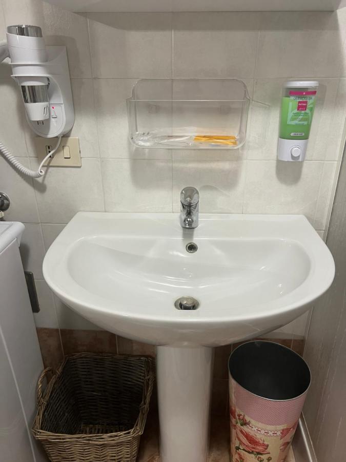 Tevere 20 House モンツァ エクステリア 写真